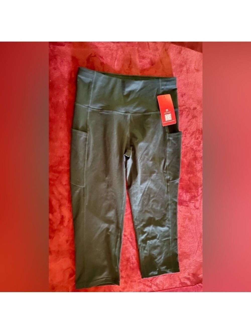 TGP High Waist Cropped Leggings Medium